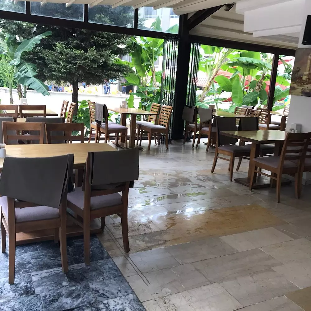 رستوران Delta Altinkum Hotel Didim